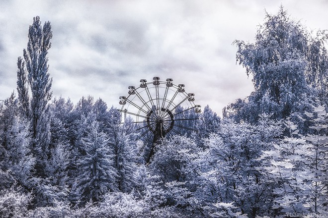 Từ vùng đất ma không ai dám bén mảng, nhà máy điện hạt nhân Chernobyl bỗng hóa xứ sở thần tiên đẹp lịm tim qua lăng kính của nhiếp ảnh gia - Ảnh 21.