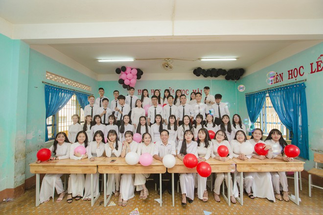 Xuất hiện một lớp học ở Đắk Lắk ai cũng xinh và giỏi xuất sắc, đúng là không thể chê được con gái Tây Nguyên - Ảnh 21.