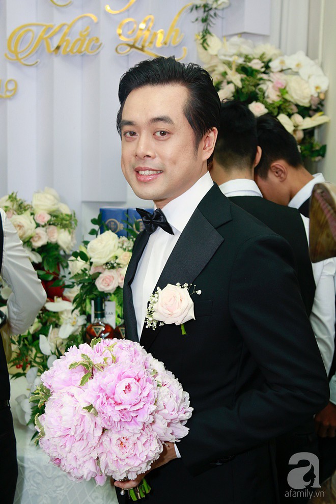 Đám cưới Dương Khắc Linh - Sara Lưu: Cô dâu chú rể hôn nhau say đắm, vui vẻ đùa giỡn kiểu Hàn Quốc như chốn không người - Ảnh 28.