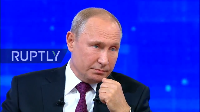 Giao lưu Trực tuyến lần thứ 17: Ông Putin trả lời những vấn đề nổi cộm trong ngành y tế nước Nga - Ảnh 1.