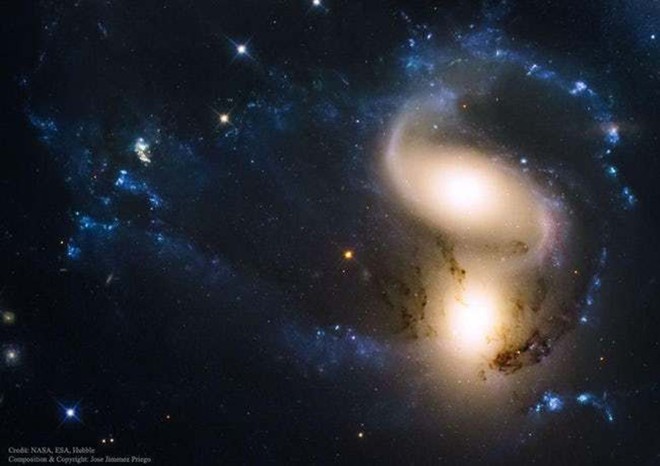 Kinh ngạc cảnh tượng ngoạn mục các thiên hà nuốt chửng nhau - Ảnh 9.