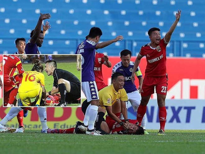 Liên tục cứu mạng cầu thủ, trọng tài Việt được vinh danh ở đề cử Fair Play 2019 - Ảnh 1.