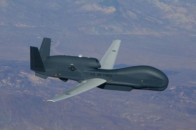 Iran ngấm đòn đau sau khi lỡ tay bắn hạ RQ-4A Global Hawk của Mỹ - Ảnh 2.