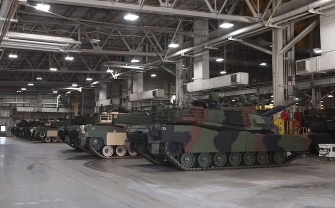 Xe tăng T-90M Proryv-3 và M1A2 SEPv3 chuẩn bị có cuộc đối đầu lịch sử? - Ảnh 1.