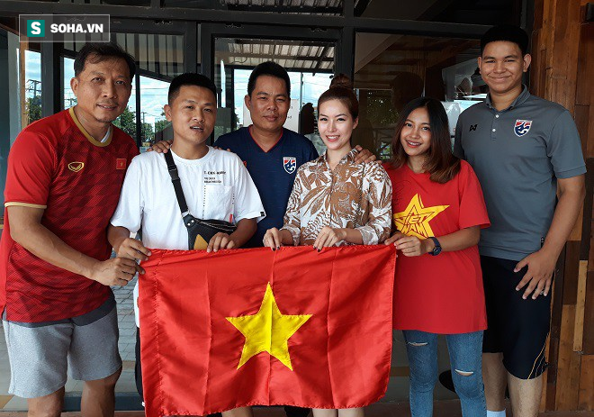 Nữ phóng viên Thái Lan xinh đẹp hứa ra sân cổ vũ ĐT Việt Nam vô địch Kings Cup - Ảnh 6.