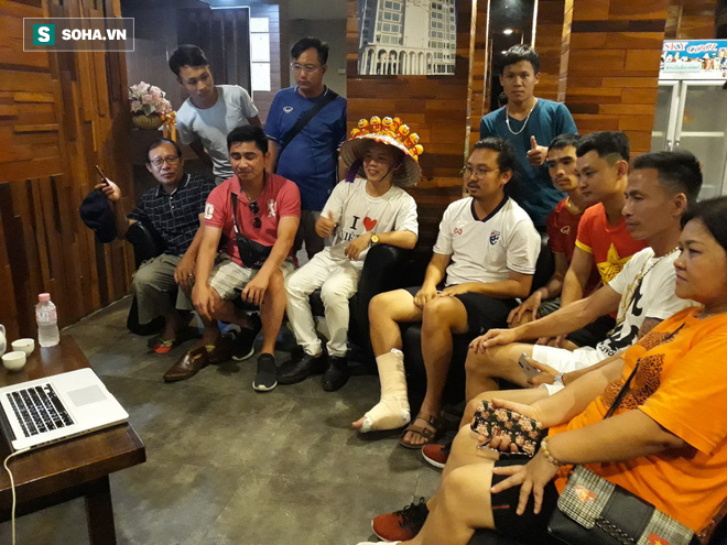 CĐV đặc biệt của Thái Lan tiếp lửa cho U23 Việt Nam đánh bại U23 Myanmar - Ảnh 3.
