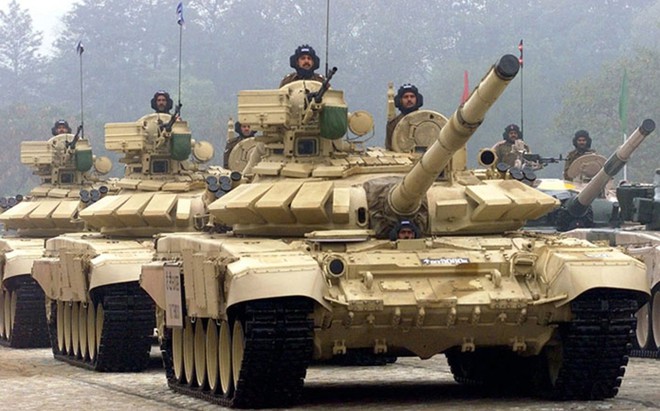 T-90 đã cứu ngành sản xuất xe tăng Nga khỏi bàn thua ngoạn mục như thế nào? - Ảnh 2.