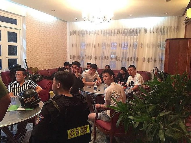 Bắt nhóm tổ chức cho người Trung Quốc đánh bạc ở Đà Nẵng - Ảnh 1.