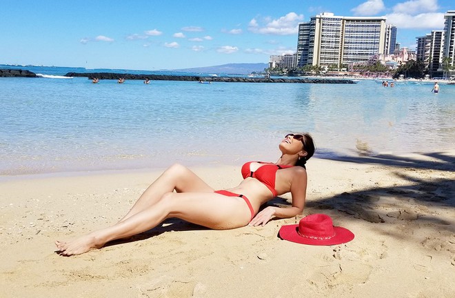 Hồ Lệ Thu diện bikini khoe thân hình nóng bỏng ở tuổi U50 - Ảnh 7.
