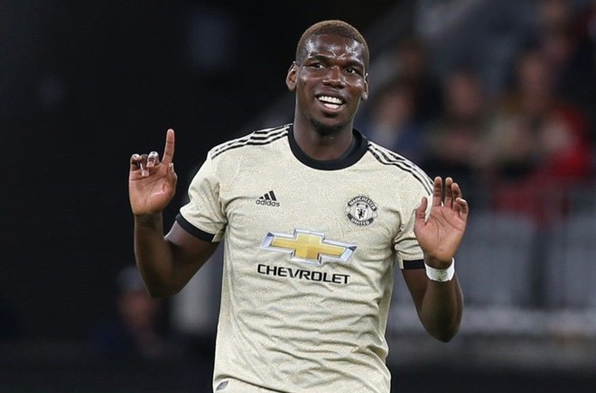 MU cung phụng Pogba, phong làm thống soái phòng thay đồ - Ảnh 2.