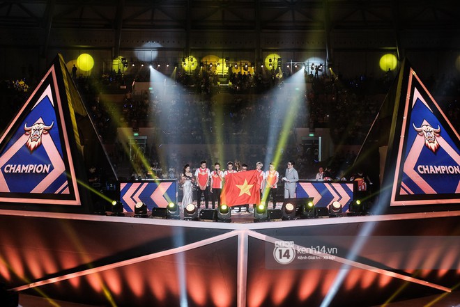 Kỳ tích: Đội tuyển Việt Nam (Team Flash) đánh bại đối thủ mạnh thế giới, đăng quang ngôi vô địch AWC 2019, rinh giải thưởng 4,6 tỉ đồng - Ảnh 19.