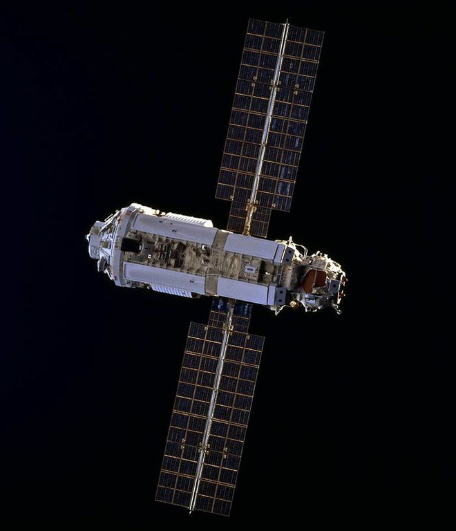 Tương lai bất định của Trạm vũ trụ ISS khi NASA muốn trở lại Mặt trăng - Ảnh 1.