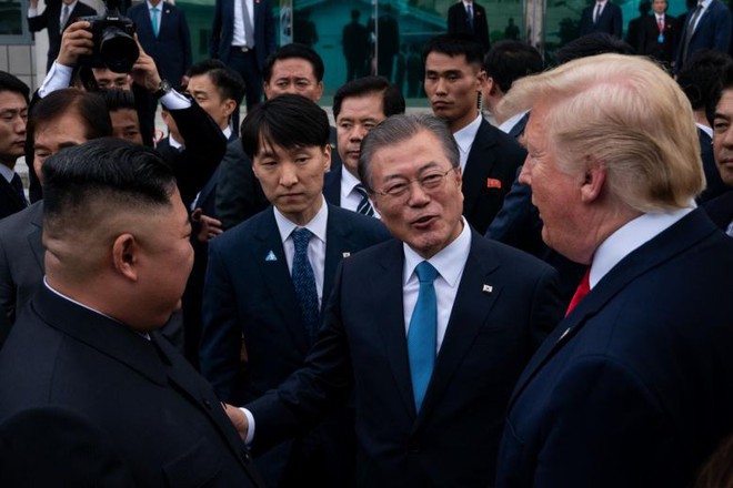 Trump - Kim ở DMZ: Ngoại giao cá nhân và những dấu ấn lịch sử - Ảnh 7.