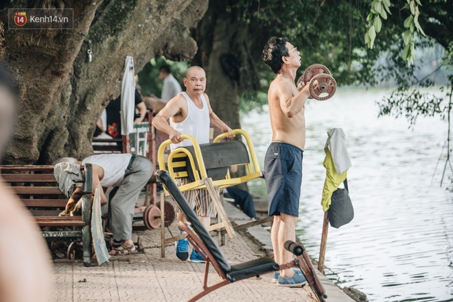 CLB Sắt rỉ Hồ Gươm và câu chuyện tập thể dục như một niềm vui bị nghiện - Ảnh 14.