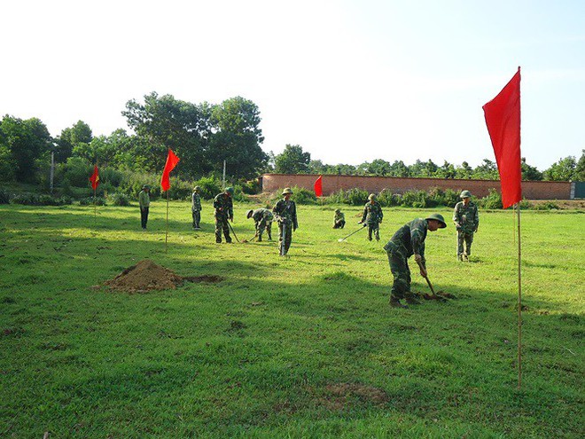 Lữ đoàn 299 bắt “thần chết” trong đất - Ảnh 3.