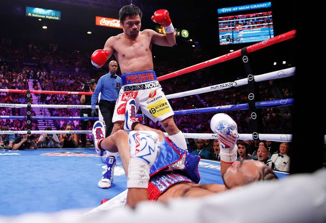 Huyền thoại Manny Pacquiao đánh như lên đồng ở tuổi 40, làm nhà vô địch bất bại người Mỹ phải câm lặng - Ảnh 3.