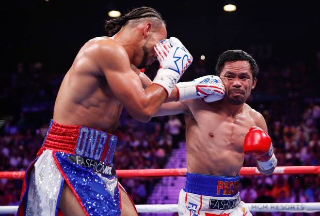 Huyền thoại Manny Pacquiao đánh như lên đồng ở tuổi 40, làm nhà vô địch bất bại người Mỹ phải câm lặng - Ảnh 7.