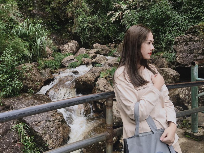 Lên chùa tu hành, nữ sinh Ninh Bình khiến gây sốt khi tình cờ lọt vào ống kính nhiếp ảnh - Ảnh 8.