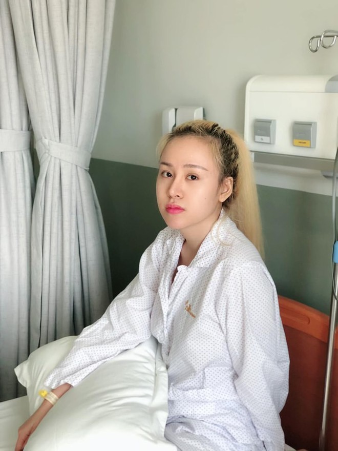 Bà Tưng Huyền Anh xuất hiện với mái tóc vàng hoe, tiết lộ số lần sửa mũi trong 6 năm khiến dân mạng giật mình - Ảnh 3.