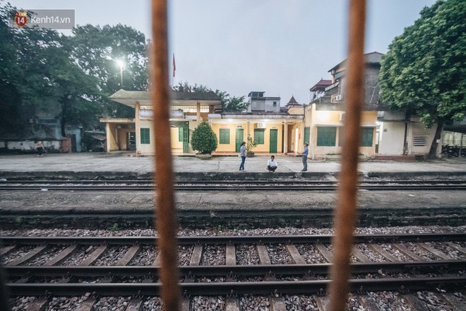 8 giờ trên chuyến tàu kỳ lạ nhất Việt Nam: Rời ga mà không có một hành khách nào - Ảnh 16.