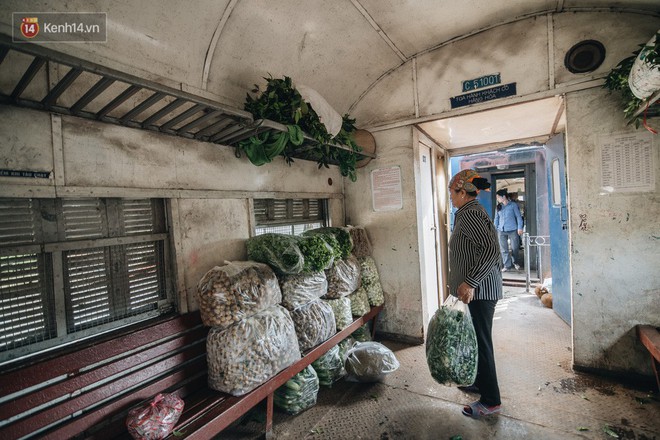 8 giờ trên chuyến tàu kỳ lạ nhất Việt Nam: Rời ga mà không có một hành khách nào - Ảnh 24.