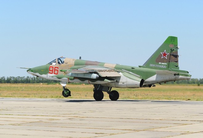 Cận cảnh những máy bay Sukhoi đi vào huyền thoại của hàng không Nga - Ảnh 8.