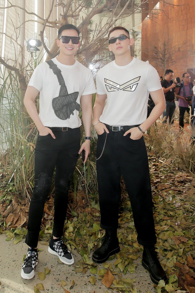 Hoa hậu Thu Hoài mặc thanh lịch, vui vẻ hội ngộ Kim Phượng trong sự kiện  - Ảnh 14.