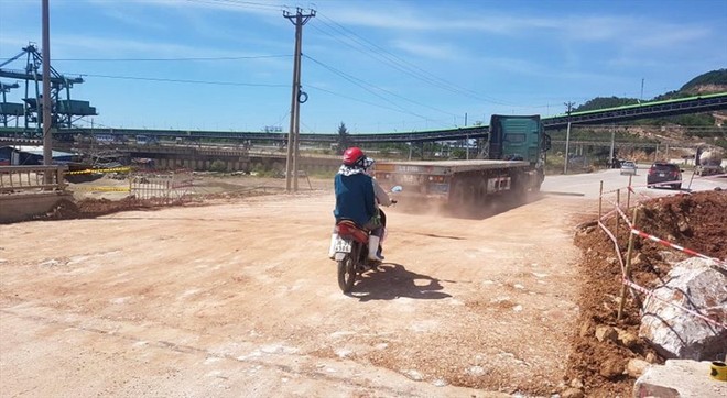 Hé lộ nguyên nhân sạt đường khiến 2 người tử vong ở Thanh Hóa - Ảnh 2.