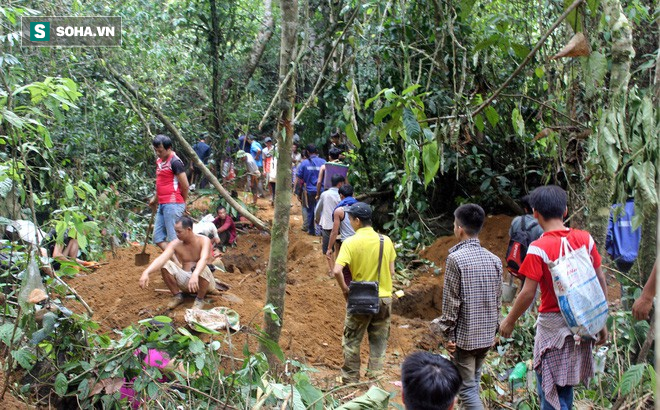 Huy động gần 150 công an, dân quân ngăn người dân đổ lên núi đào đá quý ở Yên Bái - Ảnh 1.