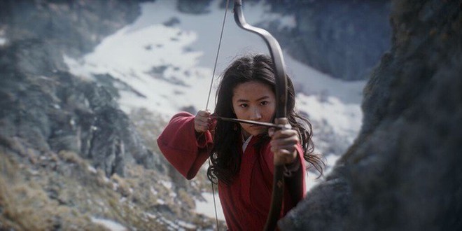 Tạo hình mặt mộc, tóc rối của Lưu Diệc Phi trong Mulan gây bão mạng xã hội - Ảnh 9.