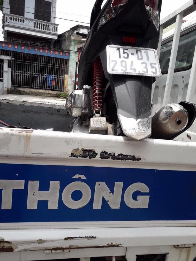 Tình trạng sức khỏe của thượng úy CSGT bị thanh niên đi xe máy, tông bay lên không - Ảnh 1.