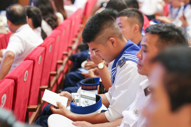 Vượt ngàn hải lý, kiến tạo khát vọng lớn cho quân và dân vùng biển đảo đất nước - Ảnh 6.