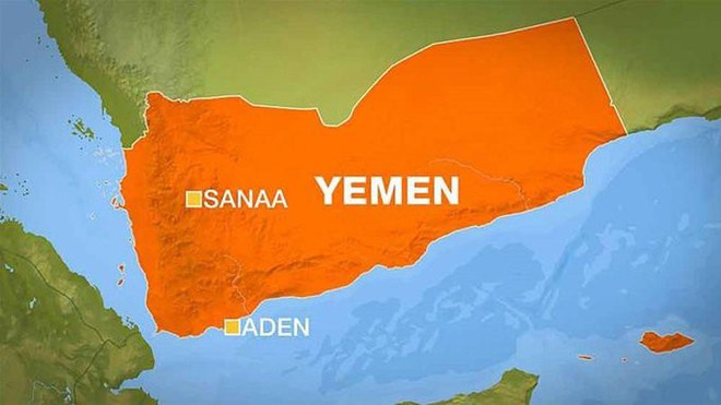 Houthi phóng tên lửa tấn công lễ duyệt binh ở Yemen: Nhiều chỉ huy cao cấp thiệt mạng - Ảnh 2.