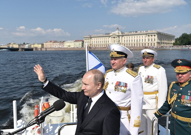Chùm ảnh Hải quân Nga kiêu hãnh phô trương sức mạnh khiến nhiều đối thủ kiêng nể - Ảnh 14.
