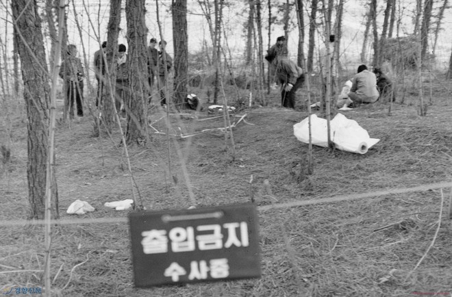 Thi thể cụ bà mở đầu vụ giết người hàng loạt đầu tiên ở Hàn: Kẻ thủ ác đoạt mạng nạn nhân với cùng 1 phương thức, để lại hiện trường ám ảnh - Ảnh 3.