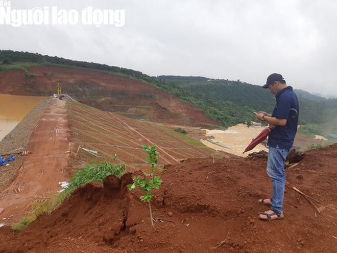 Cận cảnh giải thoát bom nước thủy điện Đắk Kar - Ảnh 11.