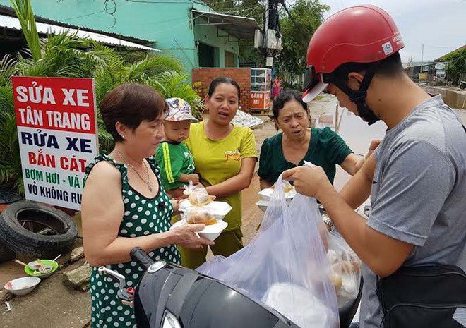 Cuộc sống người dân Phú Quốc bị đảo lộn trong trận lụt lịch sử - Ảnh 3.