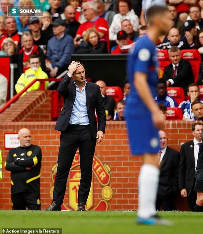 Không thể tin nổi: Quỷ đỏ vùi dập Chelsea tan nát bằng siêu nhân Rashford và Pogba - Ảnh 2.