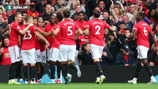 Man United đại thắng: Tân binh xuất sắc, nhưng Solskjaer lại là khoảng tối dưới chân đèn - Ảnh 2.