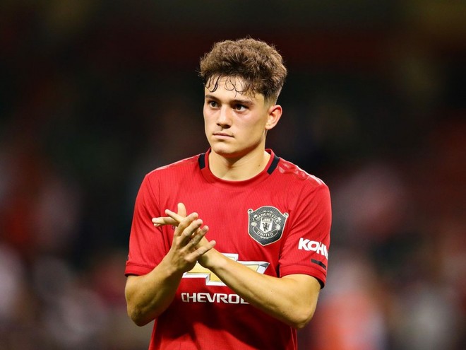 Daniel James: Từ cầu thủ suýt đá hạng ba đến bàn thắng vỡ oà ở Old Trafford - Ảnh 3.