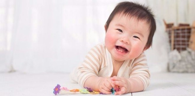 7 dấu hiệu sớm của trẻ thông minh bố mẹ có thể phát hiện trước khi con 5 tuổi - Ảnh 1.