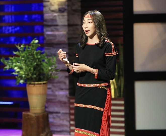 Nữ CEO xinh đẹp kêu gọi đầu tư 5 tỷ trên Shark Tank: Chuẩn bị mấy tháng liền, 2 giờ đứng trên sân khấu - Ảnh 1.