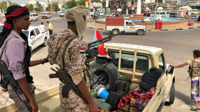 Bày kế hoãn binh với Saudi: Đảo chính của Nam Yemen thành công? - Ảnh 1.