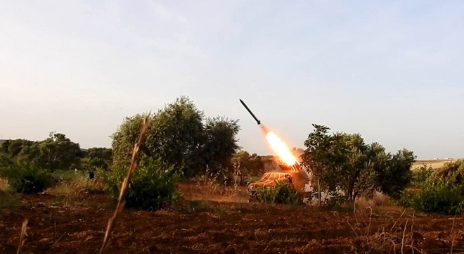 Syria ra quyết định đầy bất ngờ - Israel tấn công Syria - Hai tổ hợp tên lửa S-300 mất tích bí ẩn? - Ảnh 7.