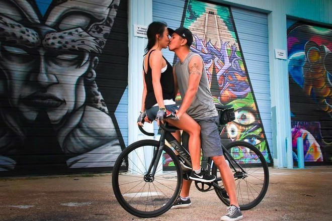 Bạn trai rủ đạp xe vòng vòng hơn 25 cây số, cô gái bực dọc nhưng chẳng ngờ ẩn giấu sau đó là lời cầu hôn độc nhất vô nhị - Ảnh 6.