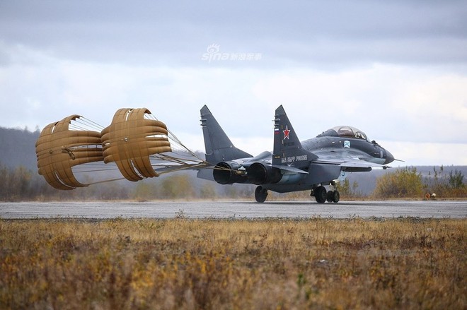 [ẢNH] Chuỗi ngày buồn của tiêm kích hạm MiG-29K khi hải quân Nga không còn tàu sân bay - Ảnh 14.