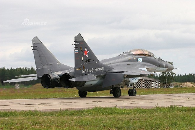 [ẢNH] Chuỗi ngày buồn của tiêm kích hạm MiG-29K khi hải quân Nga không còn tàu sân bay - Ảnh 10.