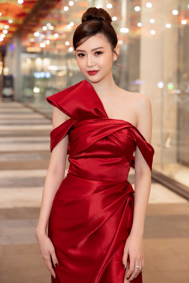 Làm người mẫu, quản lý công ty truyền thông, Ngọc Duyên còn lấn sân sang nghiệp diễn - Ảnh 3.
