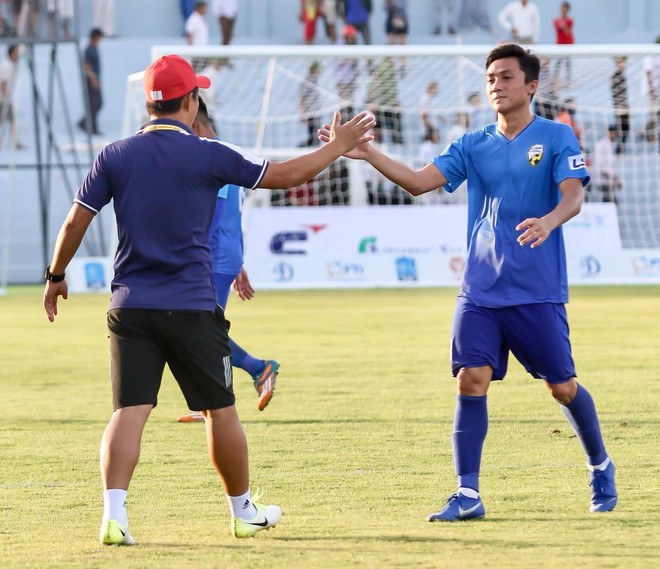 Gác giấc mơ đèn sách, tân binh của tướng Park mơ vàng SEA Games 30 cùng U22 Việt Nam - Ảnh 2.