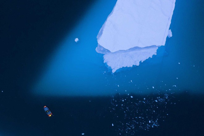 7 ngày qua ảnh: Tảng băng trôi khổng lồ xuất hiện ở Greenland - Ảnh 3.